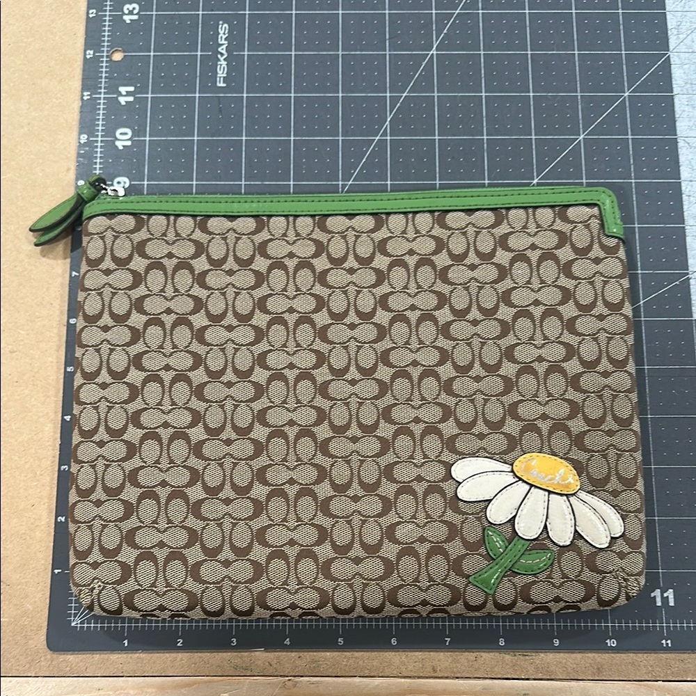 Coach Brown Tablet Sleeve with Green Trim and Daisy Design NWOT